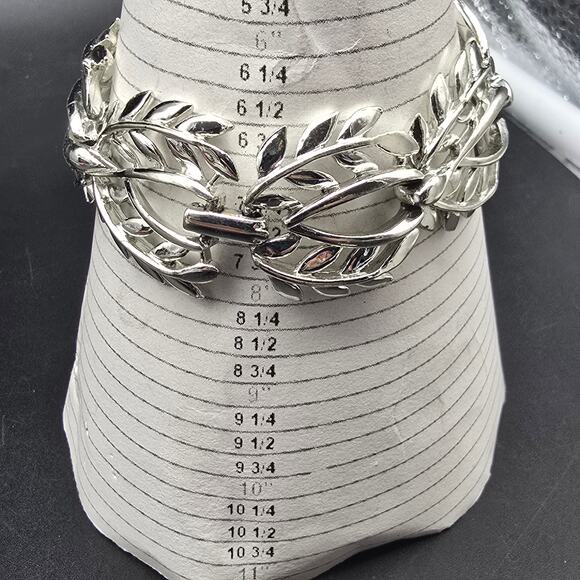 Silver Tone Ivy Leaves Link Bracelet Vintage Costume Jewelry - Picture 7 of 9